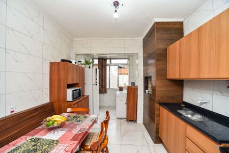 Apartamento à venda com 80m², 3 quartos e sem vagaCozinha e Área de Serviço