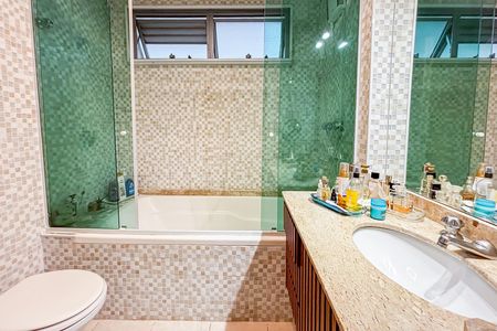Apartamento à venda com 130m², 3 quartos e 2 vagas