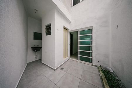 Casa para alugar com 71m², 2 quartos e 2 vagas Casa para alugar com 71m², 2 quartos e 2 vagasÁrea de Serviço
