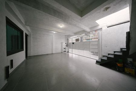 Casa para alugar com 71m², 2 quartos e 2 vagas Casa para alugar com 71m², 2 quartos e 2 vagasGaragem
