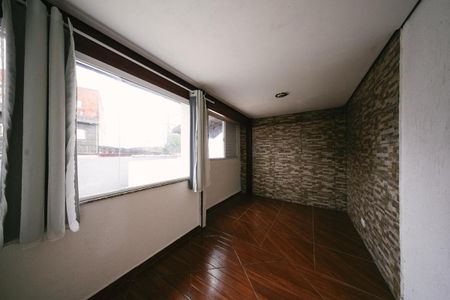 Casa para alugar com 71m², 2 quartos e 2 vagas Casa para alugar com 71m², 2 quartos e 2 vagasEscritório