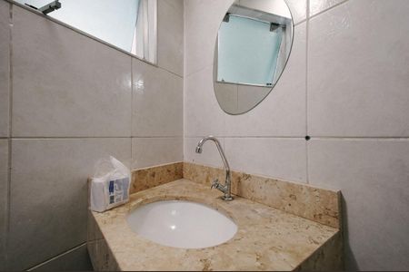 Casa para alugar com 71m², 2 quartos e 2 vagas Casa para alugar com 71m², 2 quartos e 2 vagasLavabo