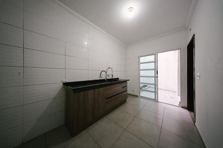 Casa para alugar com 71m², 2 quartos e 2 vagas Casa para alugar com 71m², 2 quartos e 2 vagasCozinha