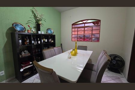 Casa à venda com 575m², 3 quartos e 5 vagas