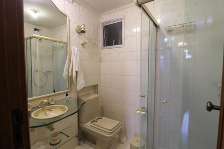 Apartamento para alugar com 75m², 2 quartos e 1 vaga Apartamento para alugar com 75m², 2 quartos e 1 vagaBanheiro