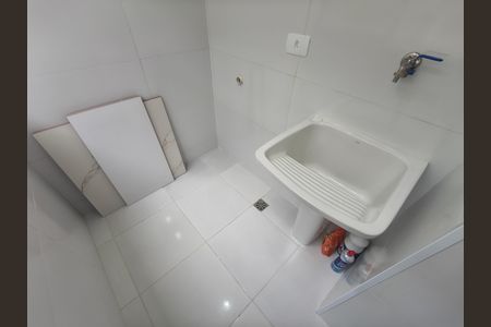 Casa de condomínio à venda com 63m², 2 quartos e 1 vaga