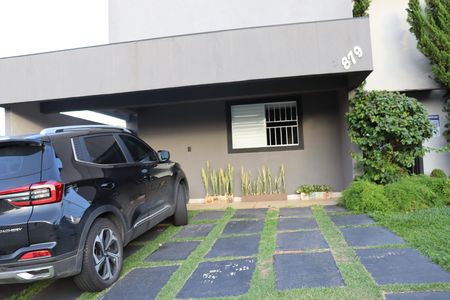 Casa de condomínio para alugar com 330m², 4 quartos e 2 vagasGaragem