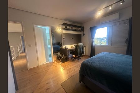 Casa de condomínio para alugar com 330m², 4 quartos e 2 vagasSuíte 3