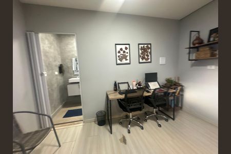 Casa de condomínio para alugar com 330m², 4 quartos e 2 vagasSuíte 1