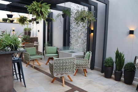 Casa de condomínio para alugar com 330m², 4 quartos e 2 vagasVaranda