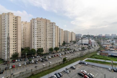 Vista da Sala de apartamento à venda com 3 quartos, 54m² em Vila Florida, Guarulhos