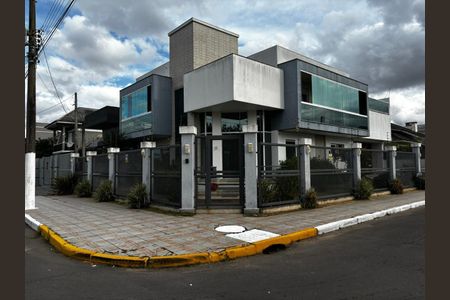 Casa para alugar com 200m², 3 quartos e 3 vagasVaranda