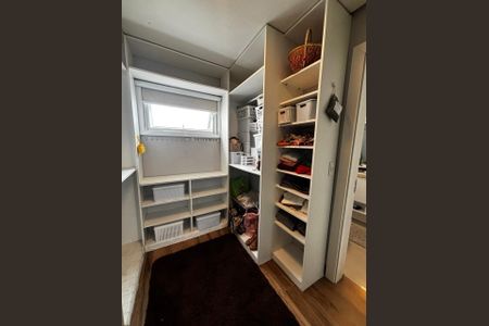 Casa para alugar com 200m², 3 quartos e 3 vagasCloset 