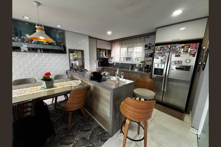 Casa para alugar com 200m², 3 quartos e 3 vagasCozinha