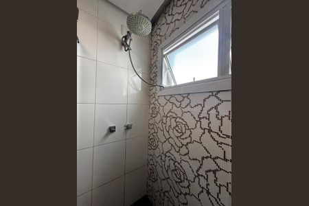 Casa para alugar com 200m², 3 quartos e 3 vagasBanheiro 2