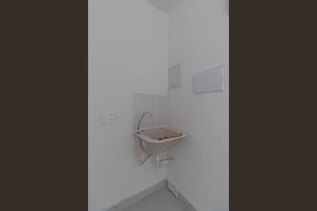 Sala/Cozinha/Área de Serviço  de apartamento para alugar com 2 quartos, 34m² em Vila Silvia, São Paulo