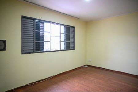 Casa para alugar com 200m², 3 quartos e 2 vagasSuíte