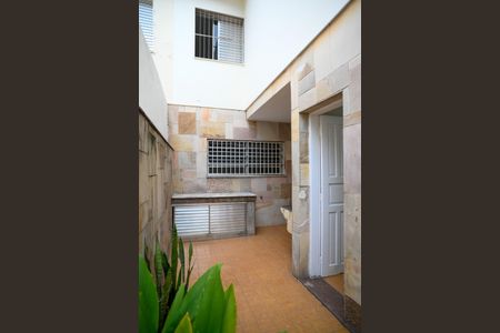 Casa para alugar com 200m², 3 quartos e 2 vagasQuintal