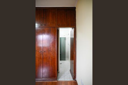 Casa para alugar com 200m², 3 quartos e 2 vagasSuíte