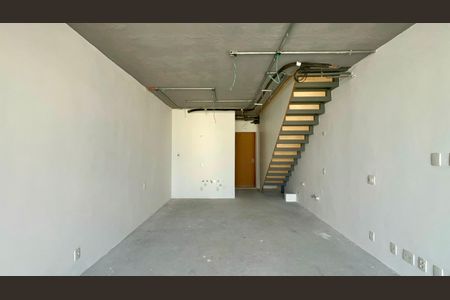 Apartamento à venda com 84m², 1 quarto e 1 vagaSala
