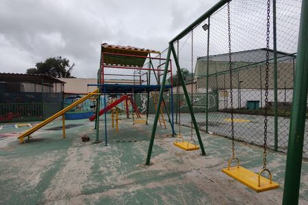 Apartamento à venda com 46m², 2 quartos e sem vagaÁrea comum - Playground