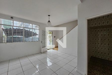 Sala de casa à venda com 3 quartos, 150m² em Horto, Belo Horizonte