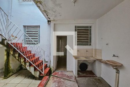 Casa à venda com 150m², 3 quartos e 2 vagas Casa à venda com 150m², 3 quartos e 2 vagasÁrea externa