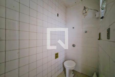 Casa à venda com 150m², 3 quartos e 2 vagas Casa à venda com 150m², 3 quartos e 2 vagasBanheiro