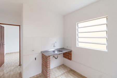Cozinha de casa para alugar com 1 quarto, 30m² em Jardim Marilu, Carapicuíba