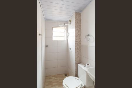 Casa para alugar com 30m², 1 quarto e sem vaga Casa para alugar com 30m², 1 quarto e sem vagaBanheiro