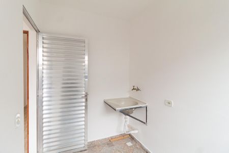 Casa para alugar com 30m², 1 quarto e sem vaga Casa para alugar com 30m², 1 quarto e sem vagaÁrea de serviço