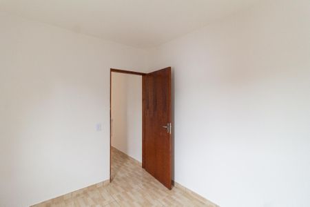 Quarto de casa para alugar com 1 quarto, 30m² em Jardim Marilu, Carapicuíba