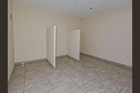 Quarto 2 de casa para alugar com 2 quartos, 90m² em Parque Monteiro Soares, São Paulo
