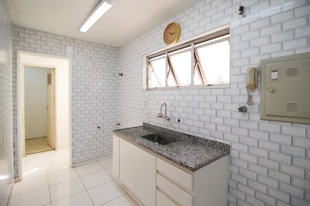 Apartamento à venda com 68m², 2 quartos e 1 vaga Apartamento à venda com 68m², 2 quartos e 1 vagaCozinha