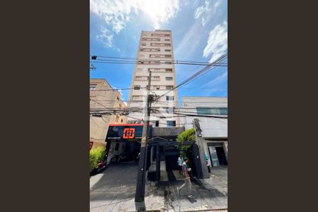 Apartamento à venda com 68m², 2 quartos e 1 vaga Apartamento à venda com 68m², 2 quartos e 1 vagaFachada