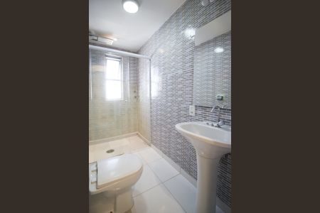 Apartamento à venda com 68m², 2 quartos e 1 vaga Apartamento à venda com 68m², 2 quartos e 1 vagaBanheiro