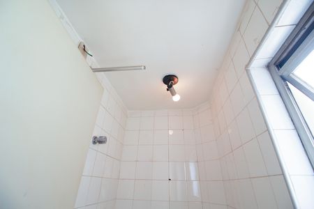 Apartamento à venda com 68m², 2 quartos e 1 vaga Apartamento à venda com 68m², 2 quartos e 1 vagaBanheiro de serviço