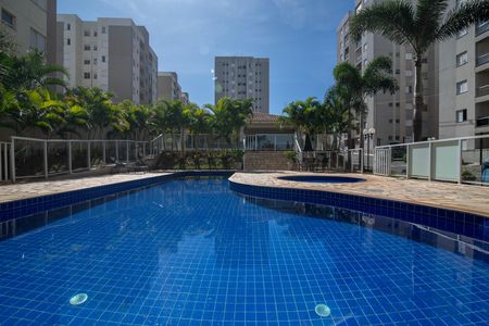 Apartamento para alugar com 54m², 2 quartos e 2 vagasÁrea Comum - Piscinas