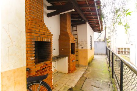 Apartamento à venda com 42m², 2 quartos e 1 vaga Apartamento à venda com 42m², 2 quartos e 1 vagaÁrea comum - Churrasqueira