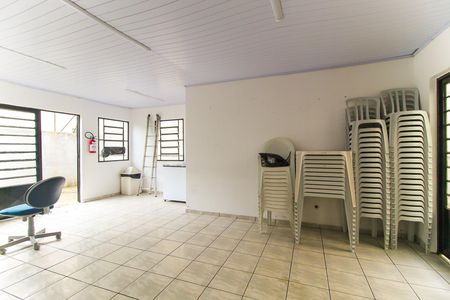 Apartamento à venda com 42m², 2 quartos e 1 vaga Apartamento à venda com 42m², 2 quartos e 1 vagaÁrea comum - Salão de festas