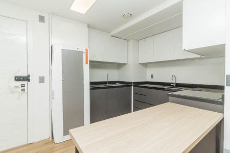 Cozinha de kitnet/studio para alugar com 1 quarto, 41m² em Protásio Alves, Porto Alegre
