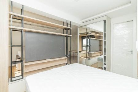 Quarto de kitnet/studio para alugar com 1 quarto, 41m² em Protásio Alves, Porto Alegre