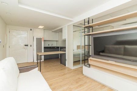 Sala de kitnet/studio para alugar com 1 quarto, 41m² em Protásio Alves, Porto Alegre
