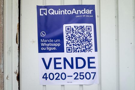 Casa à venda com 166m², 3 quartos e 2 vagas Casa à venda com 166m², 3 quartos e 2 vagasPlaca
