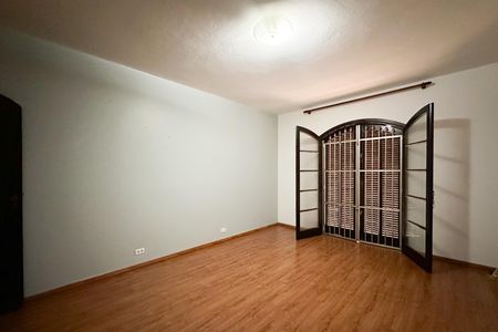 Casa à venda com 166m², 3 quartos e 2 vagas Casa à venda com 166m², 3 quartos e 2 vagasSuíte