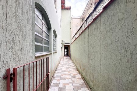 Casa à venda com 166m², 3 quartos e 2 vagas Casa à venda com 166m², 3 quartos e 2 vagasQuintal