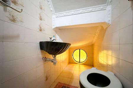 Casa à venda com 166m², 3 quartos e 2 vagas Casa à venda com 166m², 3 quartos e 2 vagasLavabo