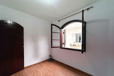 Casa à venda com 166m², 3 quartos e 2 vagas Casa à venda com 166m², 3 quartos e 2 vagasQuarto 1