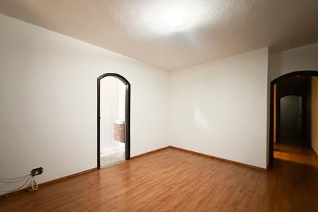 Casa à venda com 166m², 3 quartos e 2 vagas Casa à venda com 166m², 3 quartos e 2 vagasSuíte