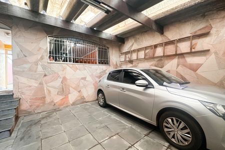 Casa à venda com 166m², 3 quartos e 2 vagas Casa à venda com 166m², 3 quartos e 2 vagasGaragem